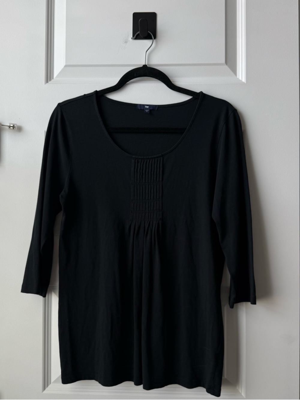 GAP Black Scoop Neck Pintuck Long Sleeve Top